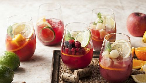 低度酒賽道 喧囂中的冷靜，甜味與烈酒間的資本迷思